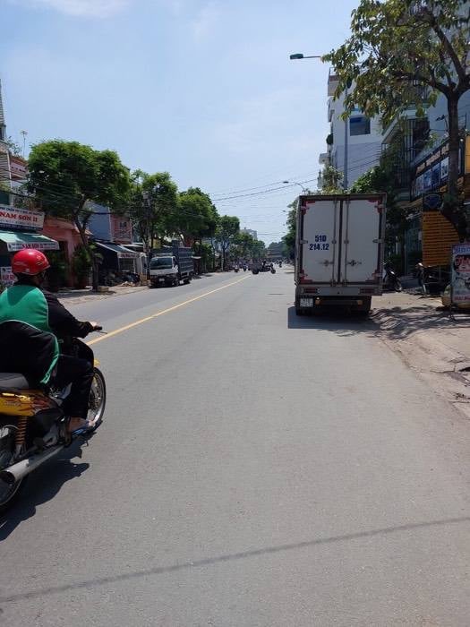 BÁN NHAF QUẬN 12, GẦN DƯƠNG THỊ MƯỜI,ĐƯỜNG OTO,25M2,GIÁ CHỈ 5TỈ